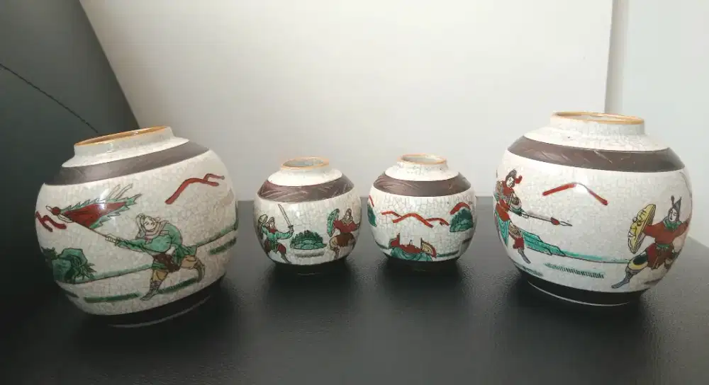 Set Guci Porselen Tiongkok Glasir Retak Seribu Antik