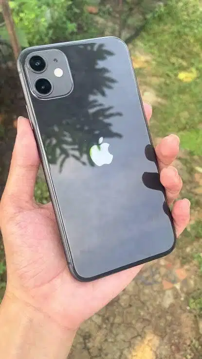 Iphone 11 64 hitam resmi