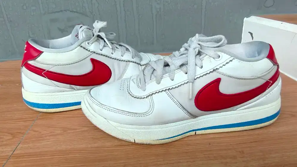 Sepatu basket Brook 1
