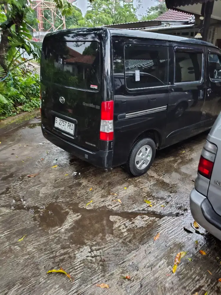 Granmax minibus 1.3