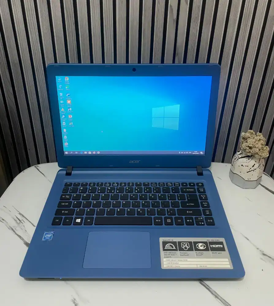 Leptop Acer aspire Es1-432