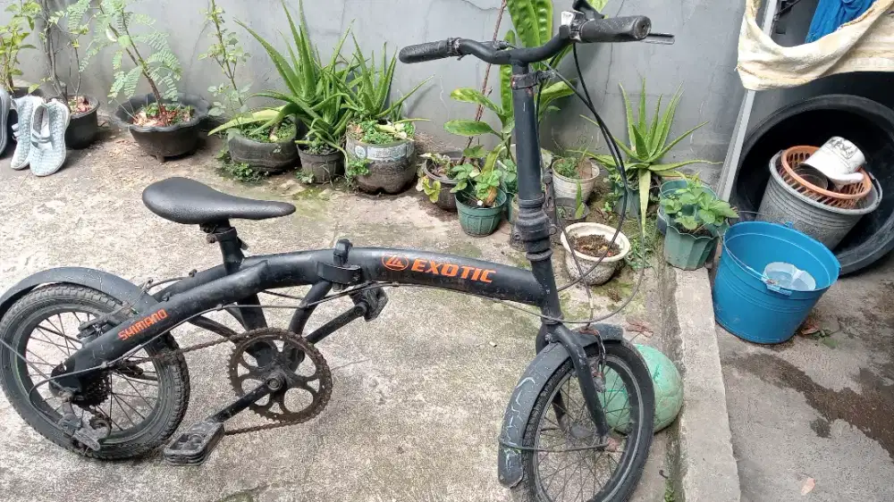 Sepeda lipat UK 16
