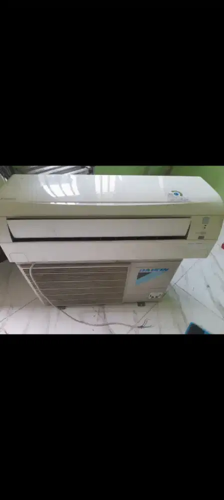 AC Bekas kondisi baik