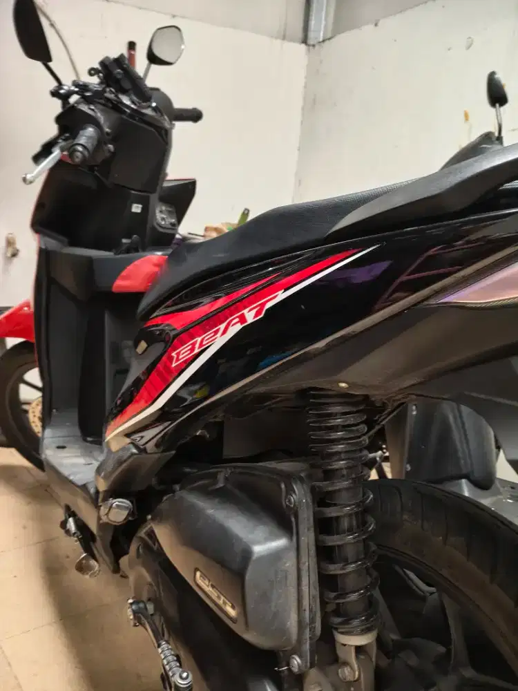 JUAL Honda Beat CBS 2024 Funk Red Black Mulus Terawat