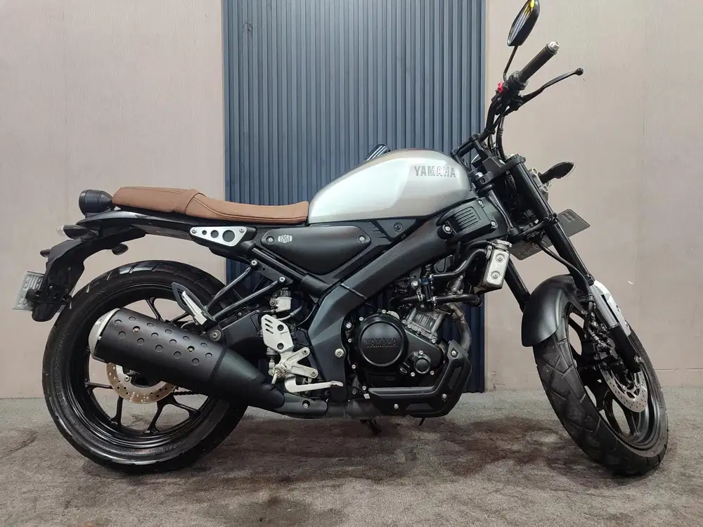 YAMAHA XSR 155 perak 2020 istimewa mulus terawat siap pakai...