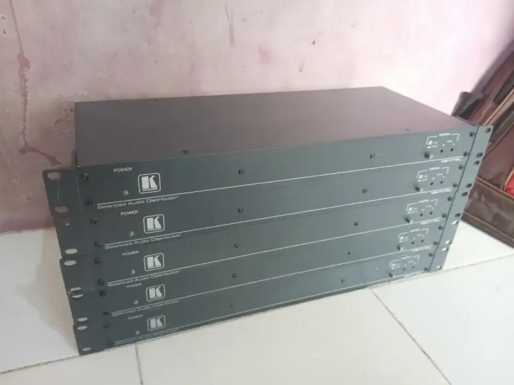 jual audio distributor. KARMER vm1110xl
