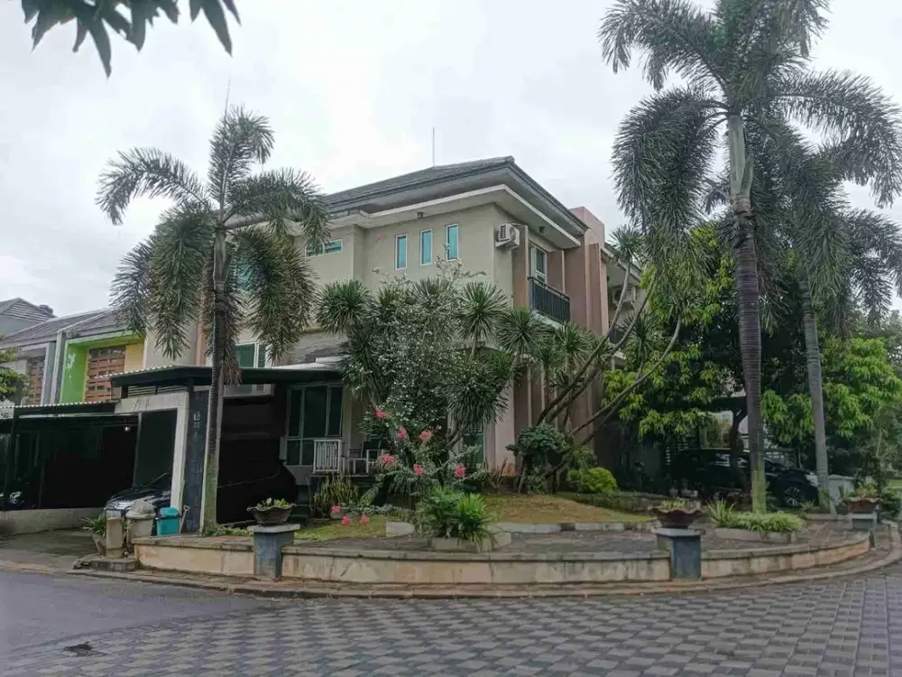Citragran, Cibubur, Hoek, dekat masjid, rumah kokoh, semi furnished, harga murah