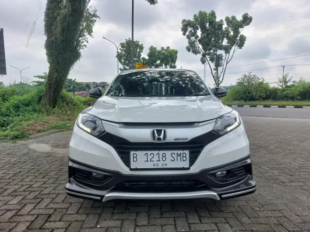 Dijual honda hrv prestige sunroof 2017