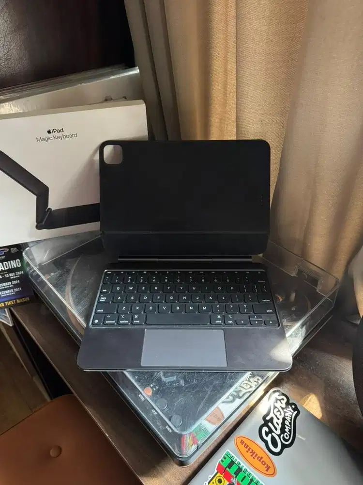 apple magic keyboard 11inch pro M4 dan M5