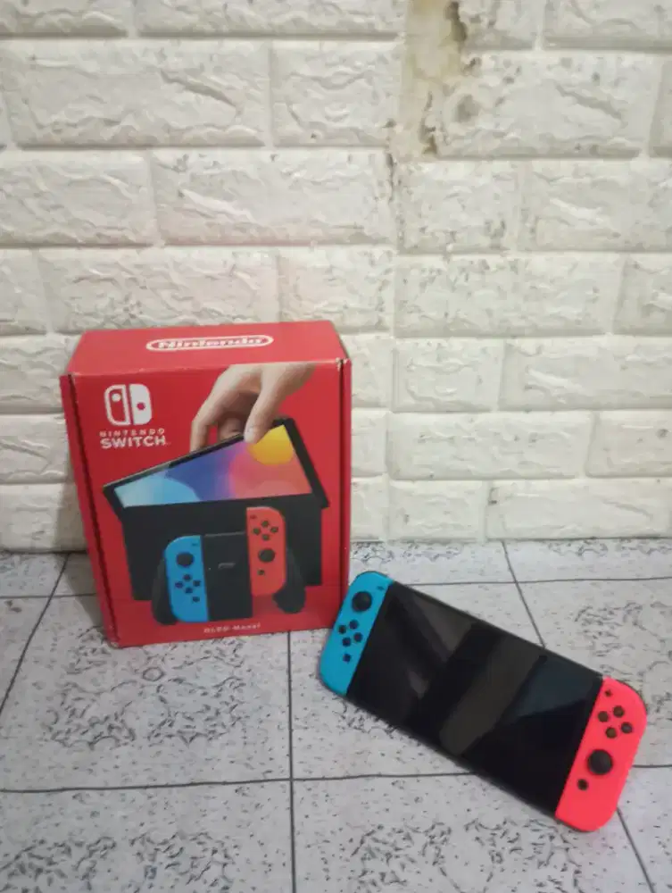 Nintendo Switch oled OFW neon