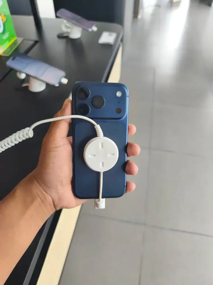 IPHONE 17 PRO 256 CICILAN CUMA 2.25.000 TENOR 12 BULAN MODAL KTP SAJA