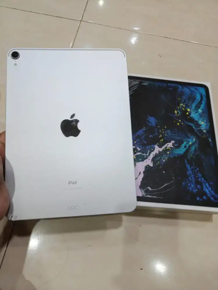 iPad Pro 2018 11 inch 64GB 1st Gen Like New