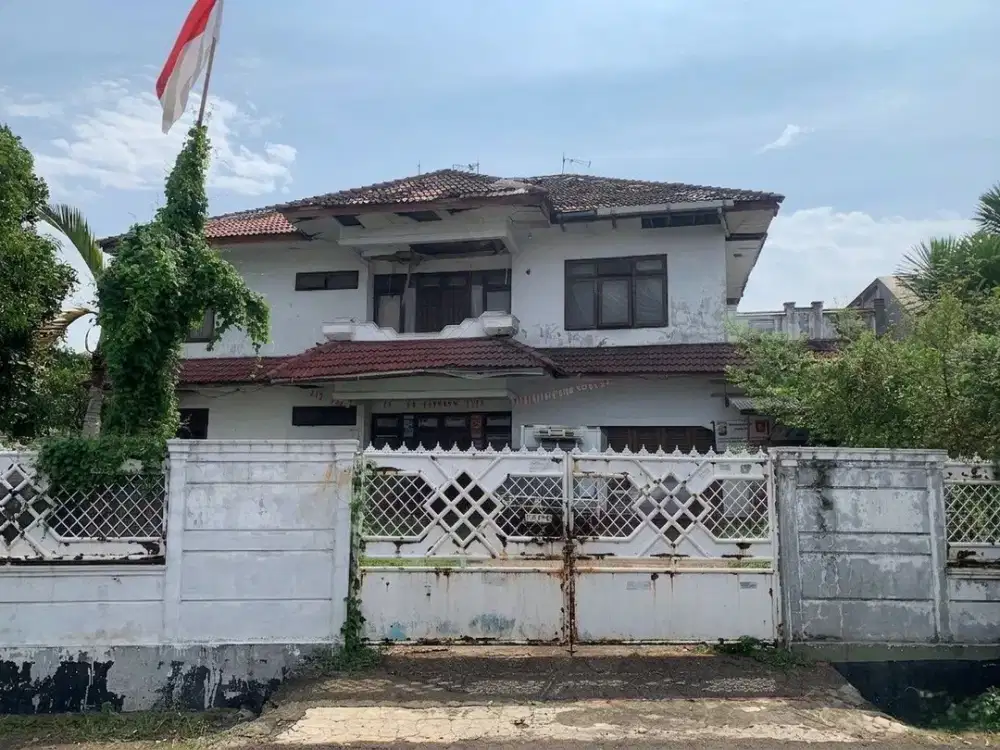 Rumah Hoek 2Lt di Komplek Pusri Petukangan Utara Pesanggrahan