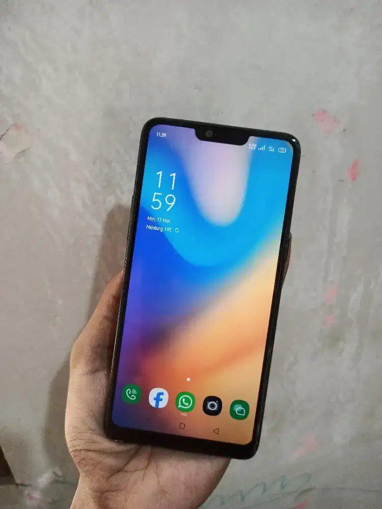 Oppo F7 Ram 4/64 Original Kinclong