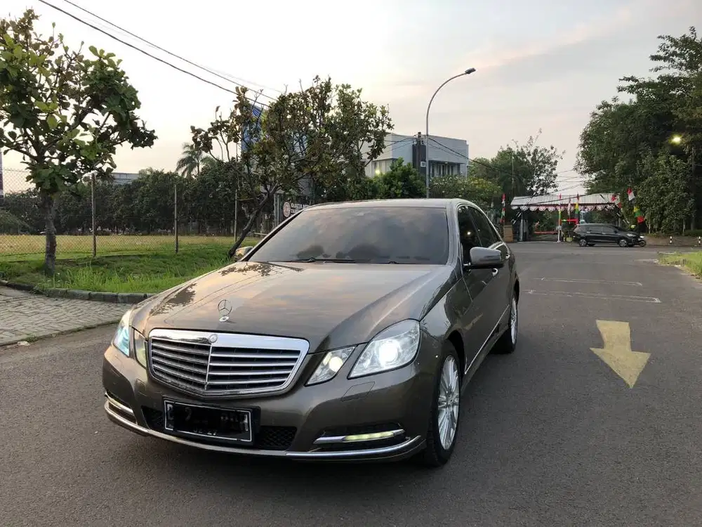 Mercedes Benz E 300 2012