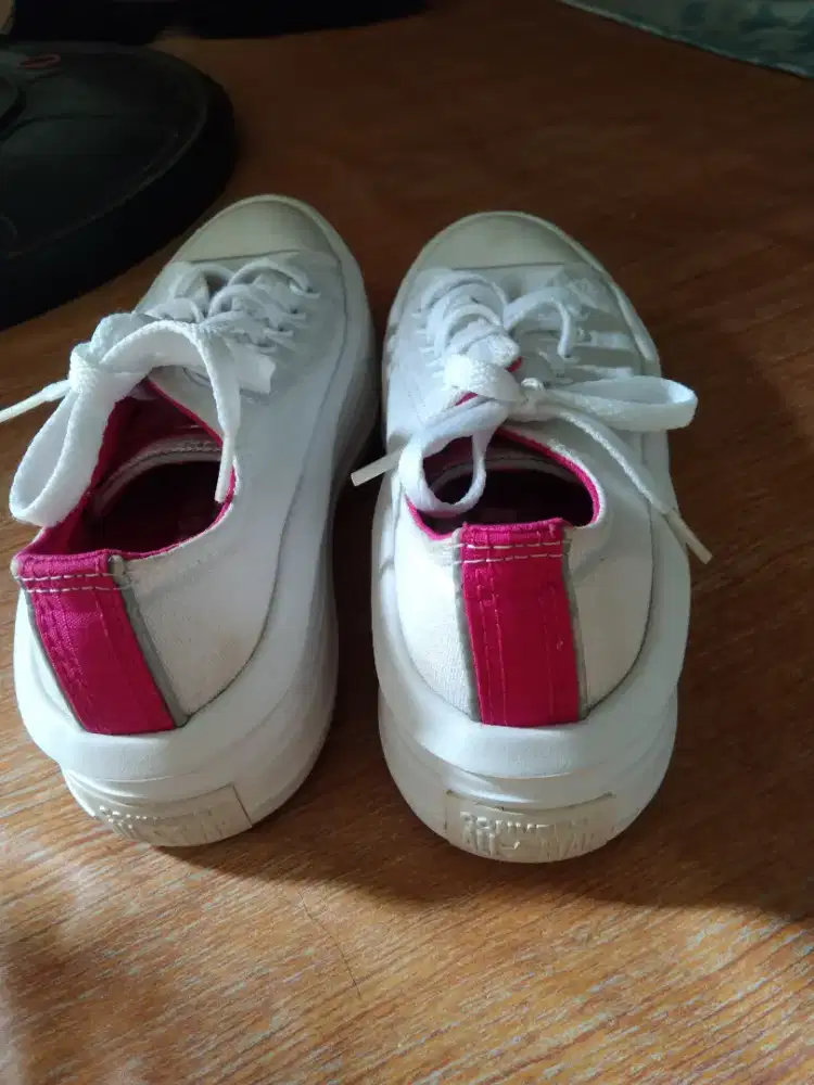 Sepatu Converse Original