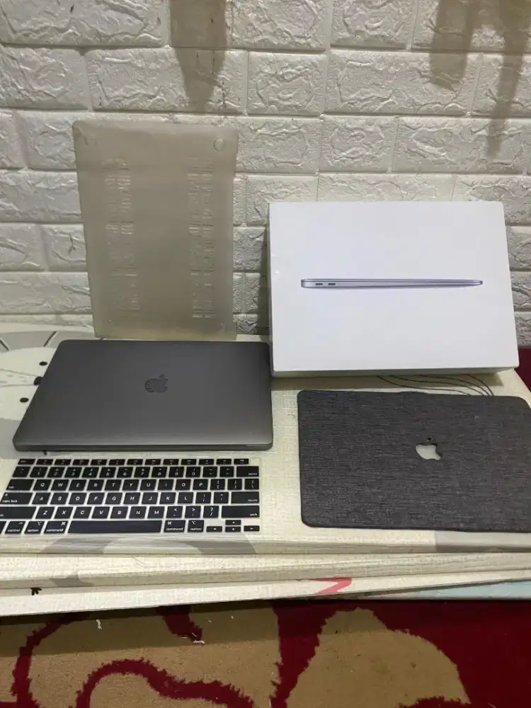 Apple macbook air 13 M1 256