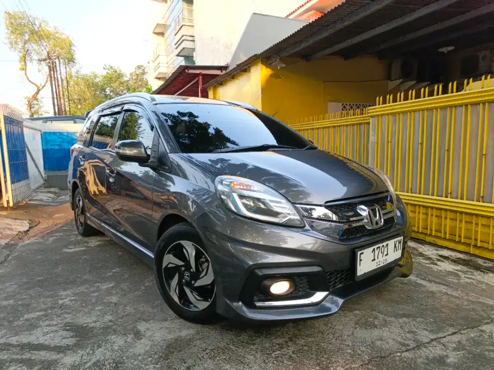 KM 70 RB MATIC MOBILIO RS 2014  MULUS PAJAK PANJANG ANDROID TERAWAT