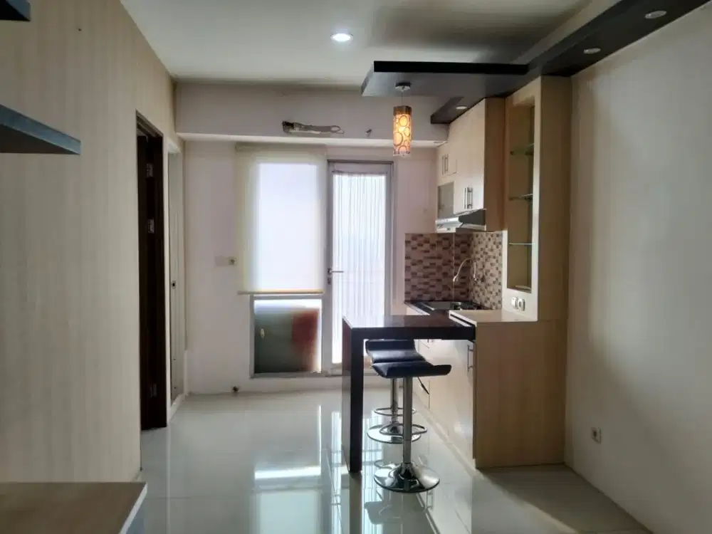Tinggal Lebih Tenang di Ketinggian — Disewakan Oak Tower A Pulo Gadung 1BR Semi Furnish