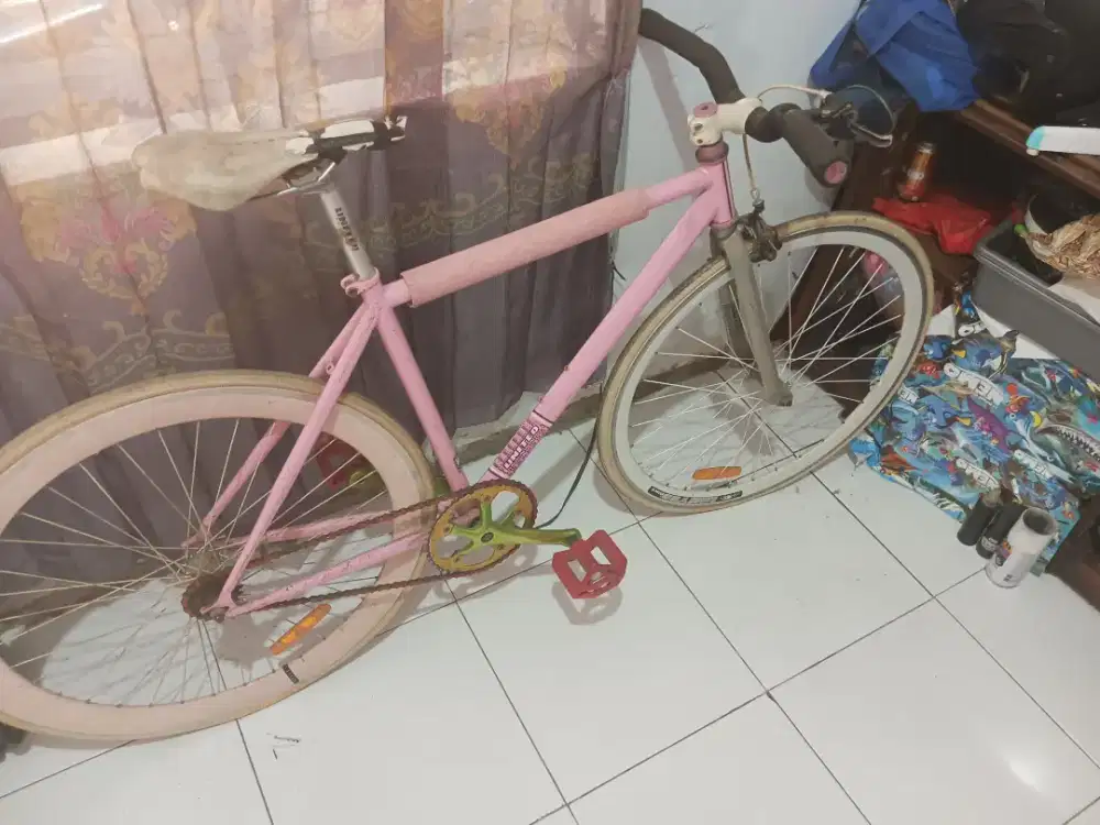 Sepeda fixie united soloist