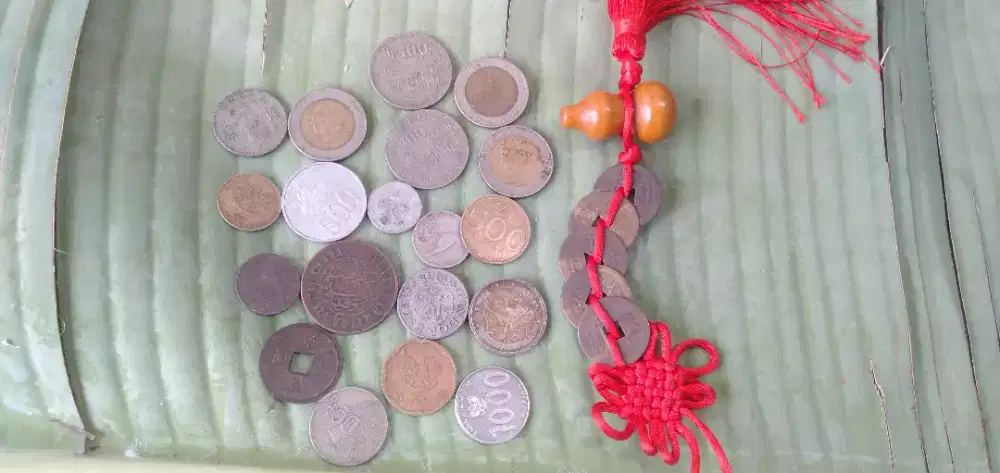 Di jual original dan asli wa dan hp koin lama,kertas dll wa,hp