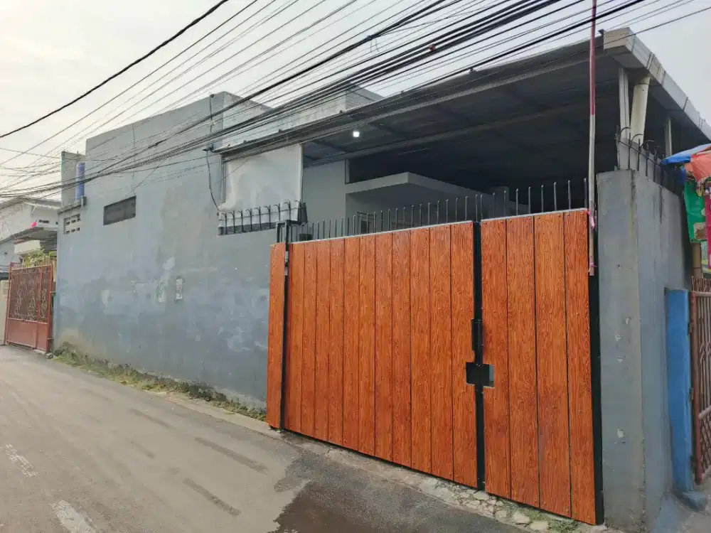 Rumah Di jalan Raya Kodau