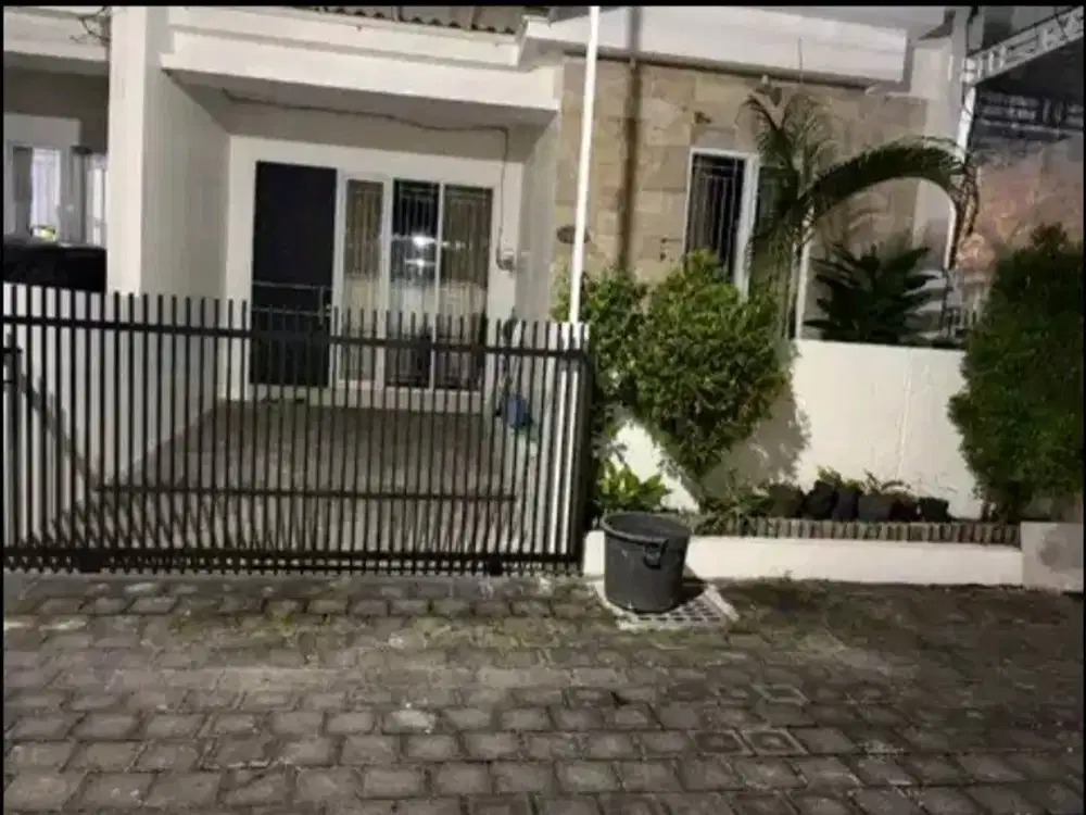 Disewakan Rumah Furnish Kutisari Selatan Wonocolo Surabaya Dekat universitas Petra SIU.A373