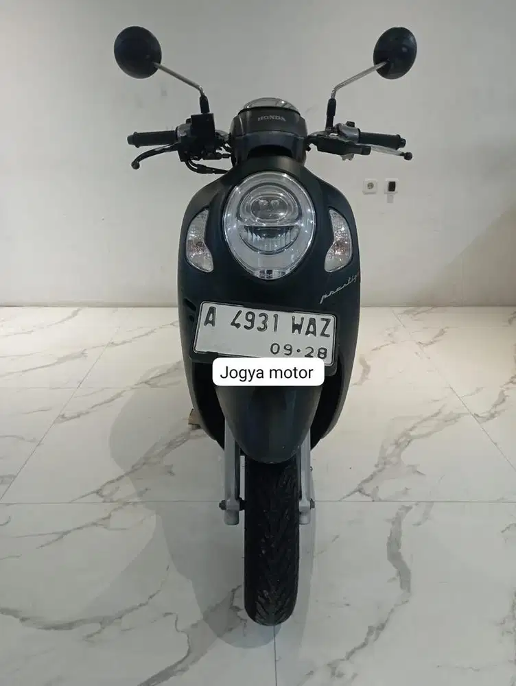 1 - HONDA SCOOPY PRESTIGE Tahun 2023