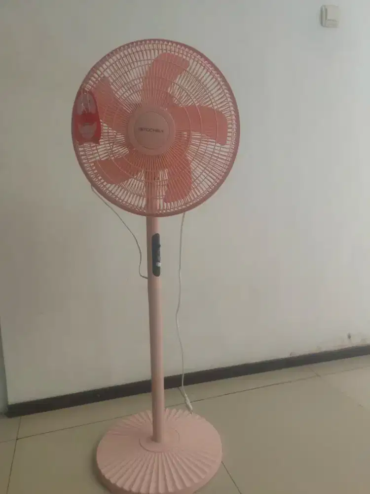 Dijual cepat kipas angin mitochiba warna pink