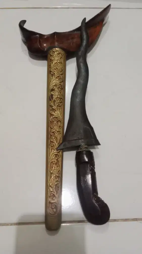 Keris Patrem Sepuh