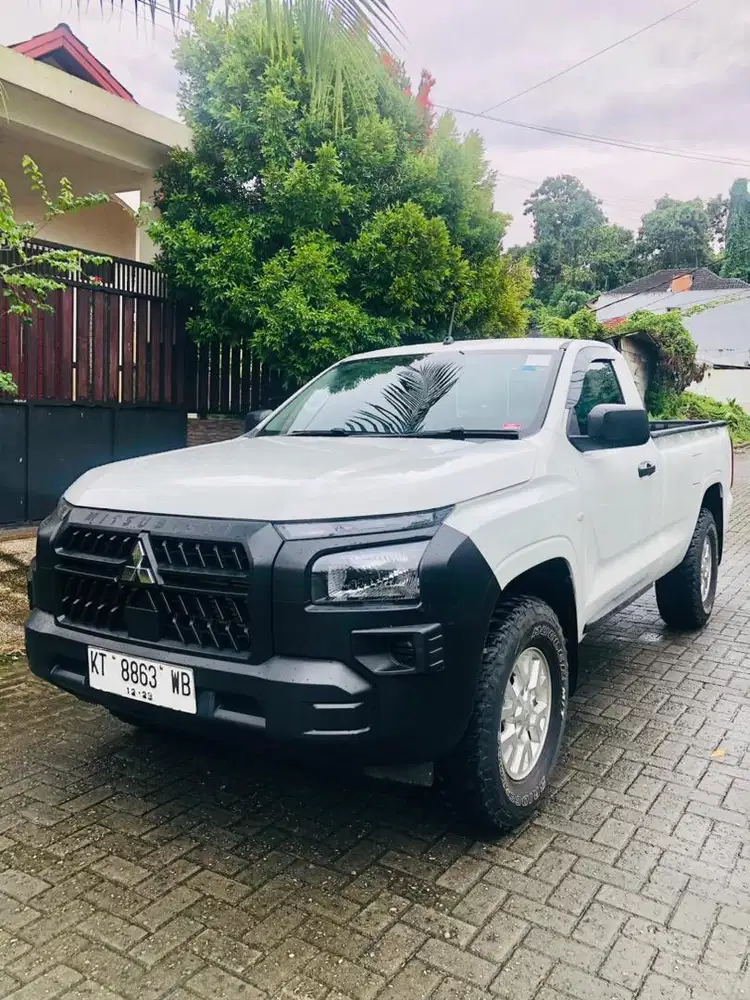 Mitsubishi Triton Single Cabin 4x4 MT 2024