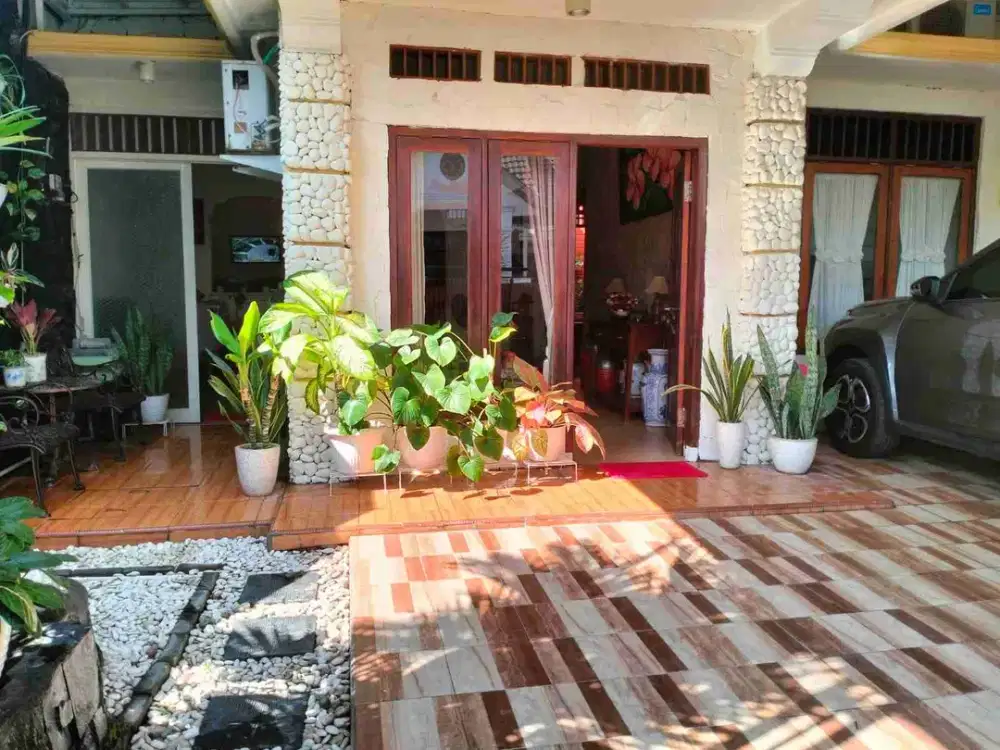 RUMAH CANTIK ASRI TERAWAT PURI INDAH SIDOARJO