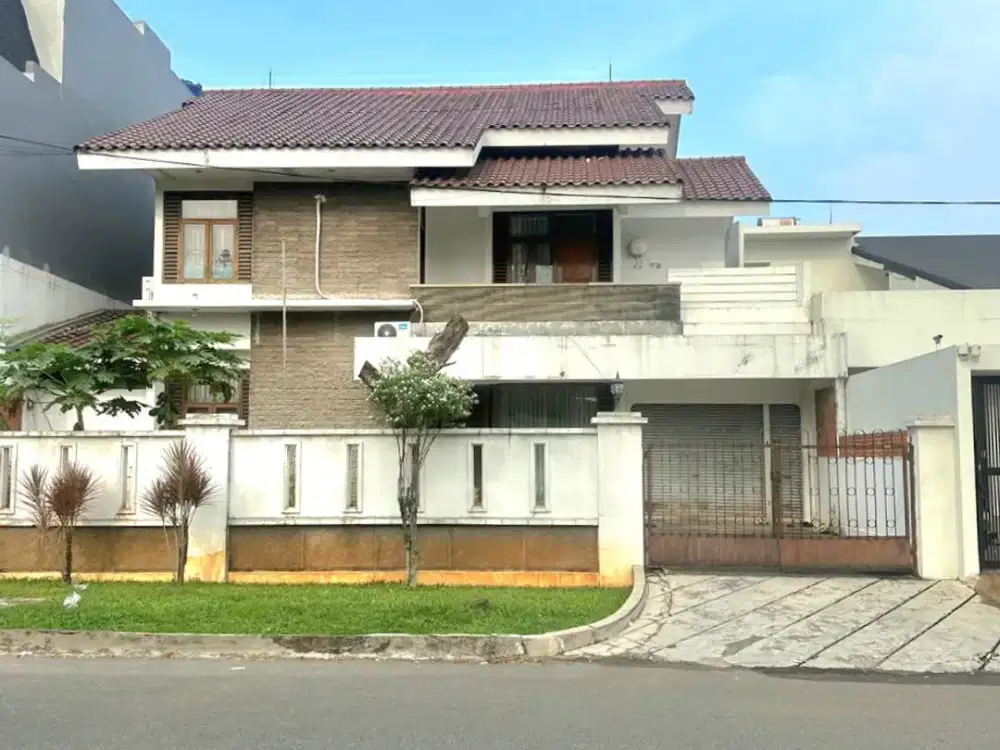 Jual Rumah di Pondok Indah daerah Bukit Hijau LT 433 Jalan depan sangat Lebar