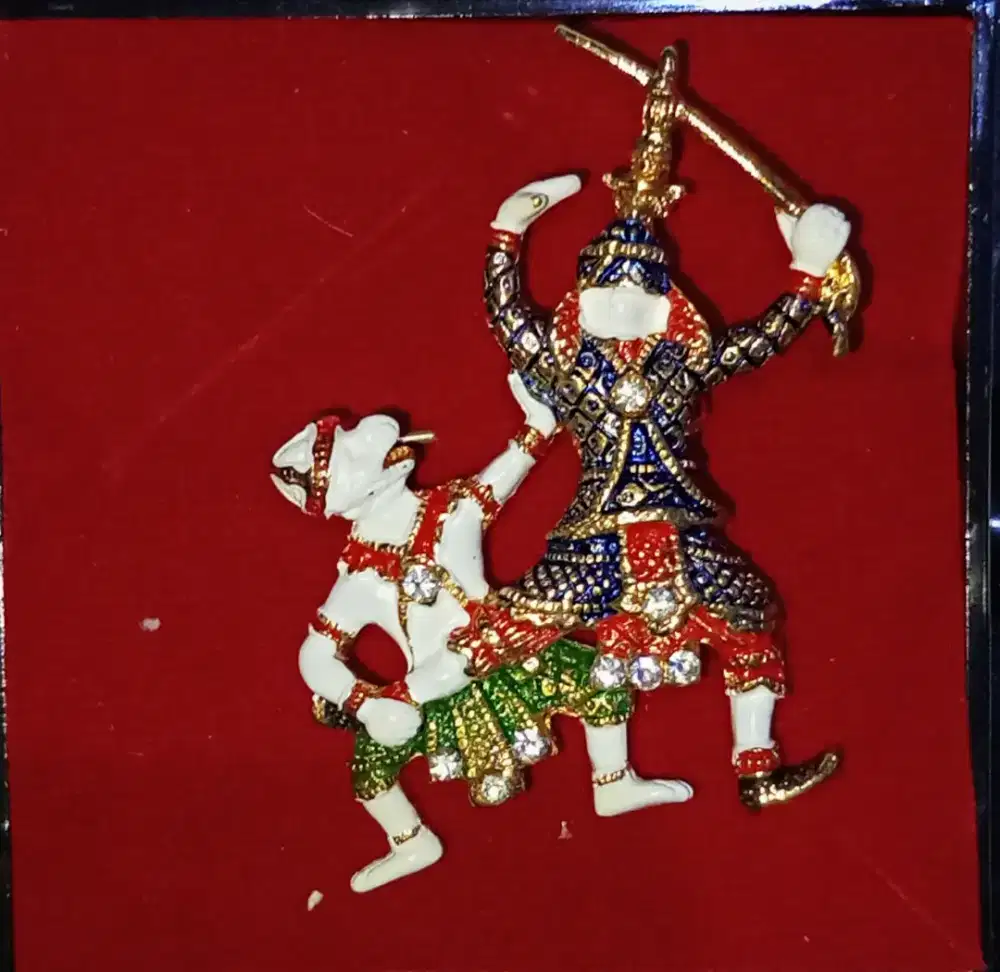 Bross Wanita dari Thailand