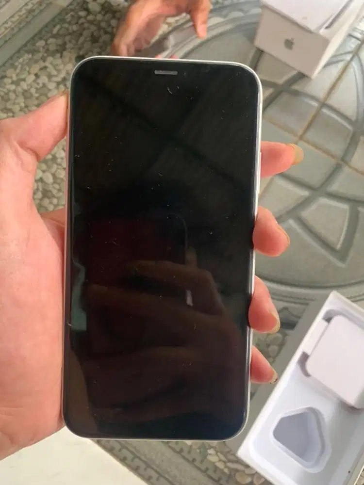 iphone xr 64 gb