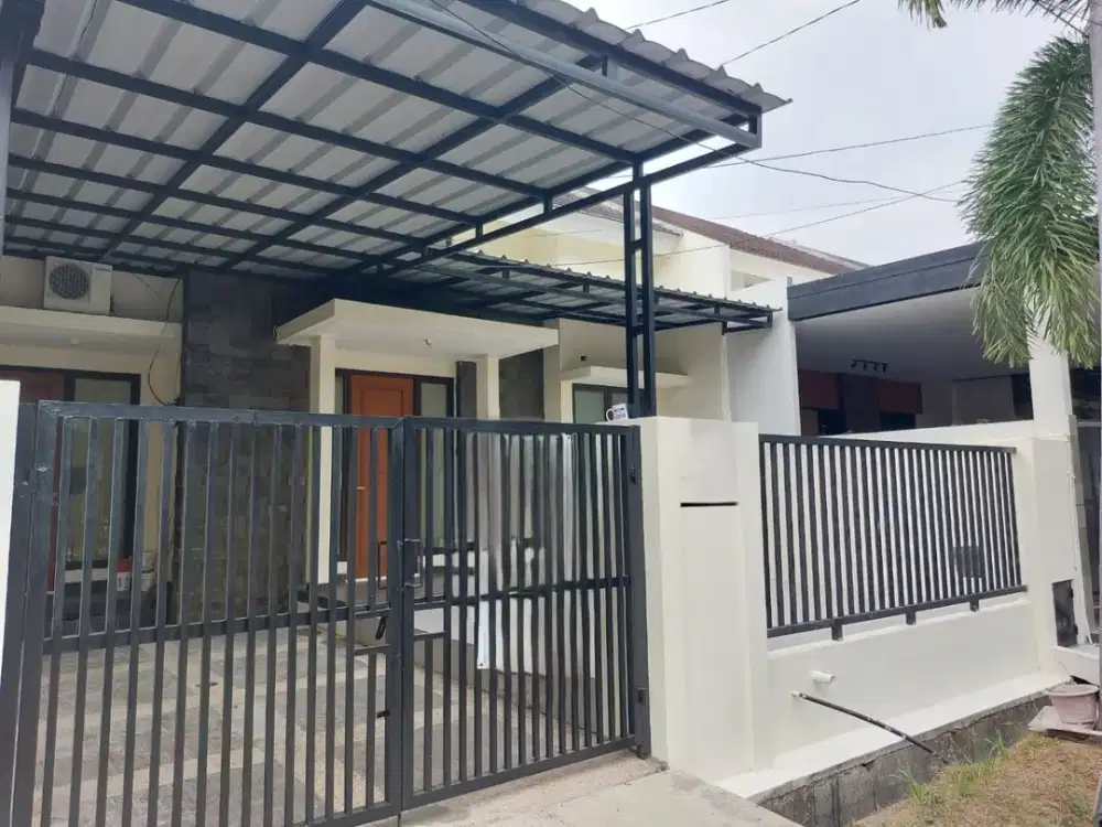DISEWAKAN RUMAH BAGUS DI CLUSTER IFOLIA HARAPAN INDAH  Rumah nyaman dan siap huni di dalam cluster dengan lingkungan aman dan asri. Kondisi rumah baru