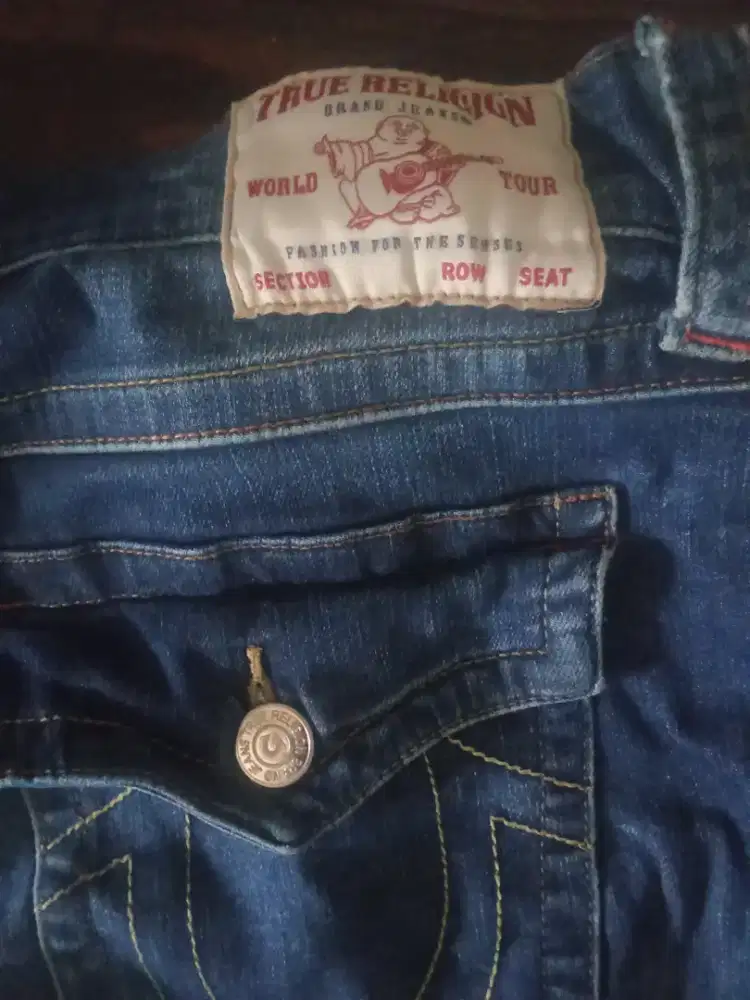 Celana True Religion