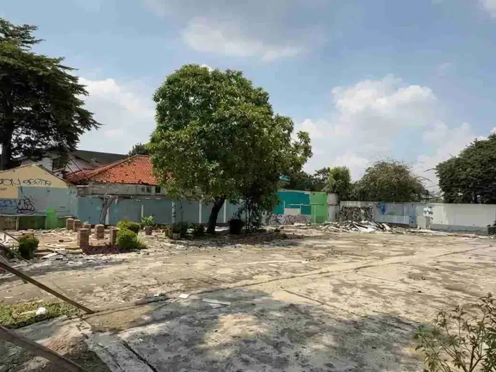 Disewakan tanah strategis di Jalan Raya Cinere