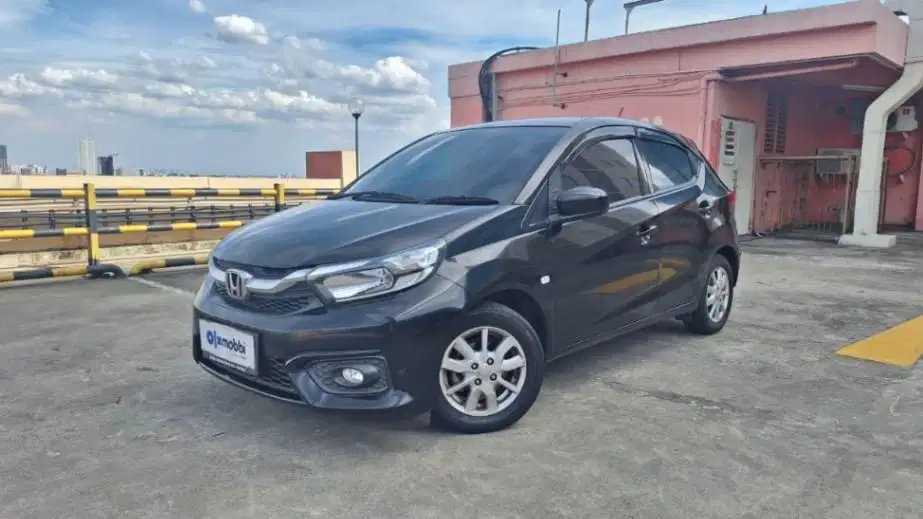 KM Rendah - Honda Brio Satya 1.2 E Bensin-AT 2022