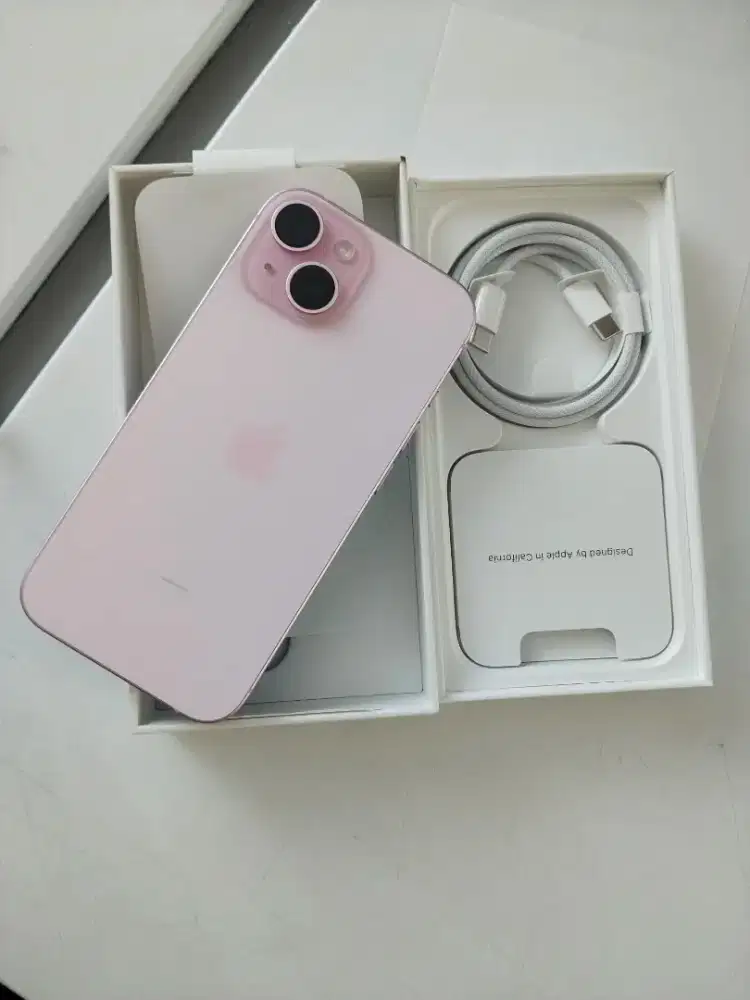 Iphone 15 (125)