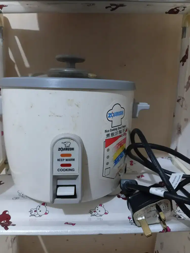 DIJUAL RICE COOKER ZOJIRUSHI (SECOND)