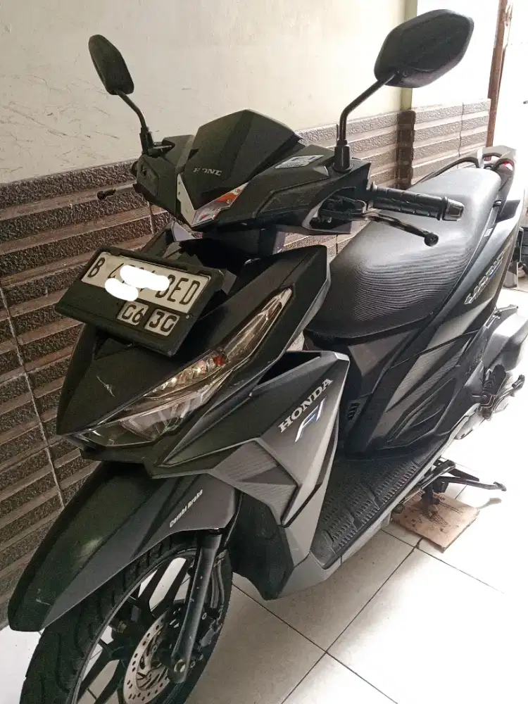 VARIO 150 TAHUN 2015 MULUSS MESIN AMAN ALUSS CAKEP PAJAK IDUP.