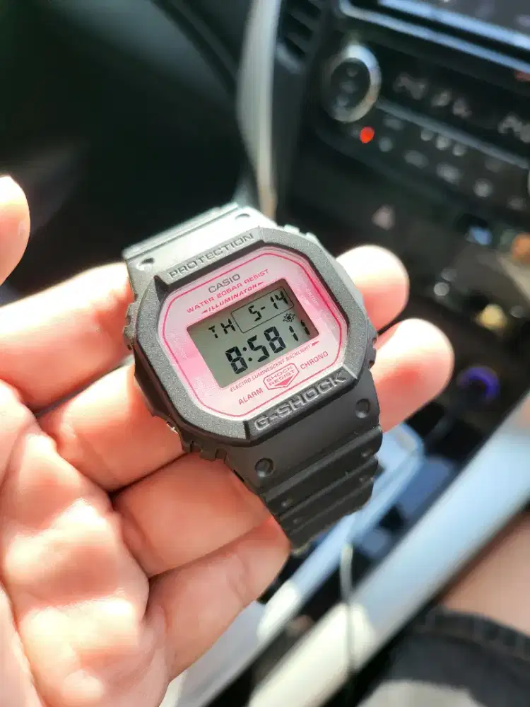 G Shock JDM Sakura Edition
