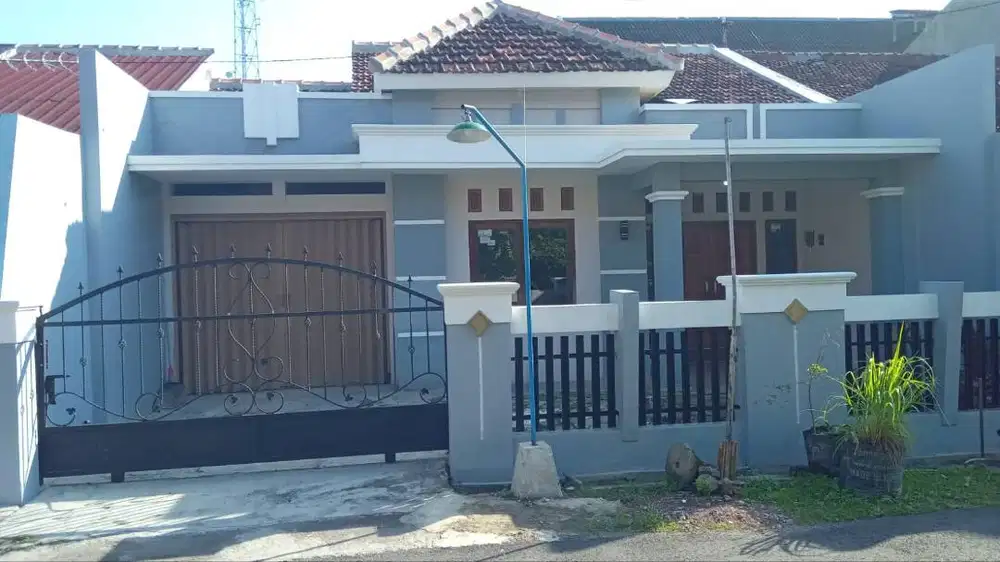 Disewakan Rumah di Perumahan Bumi Wanamukti