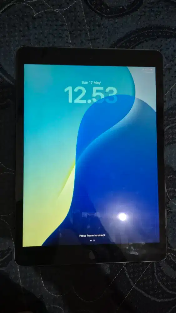 iPad Gen 9 (9th Gen) 64GB WiFi - iBox Garansi s/d Juli 2026
