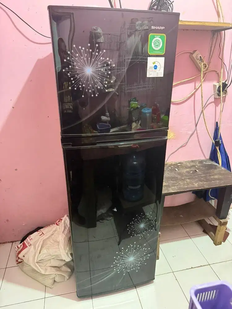 kulkas sharp 2 pintu