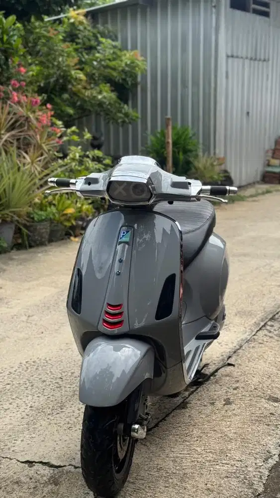 Vespa Sprint Tahun 2021