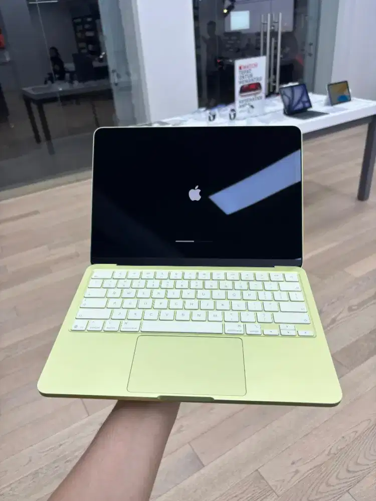 Kredit MacBook Neo garansi iBox