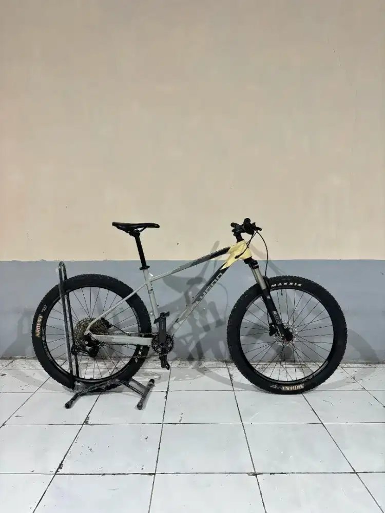 POLYGON XTRADA 6 TAHUN 2022