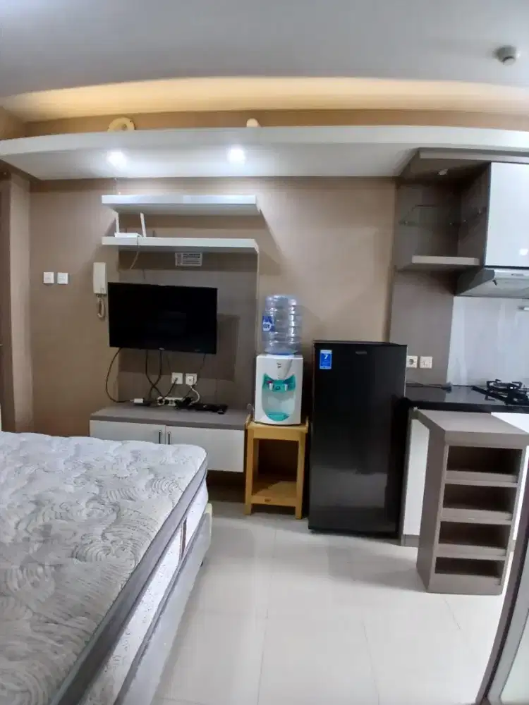 Disewakan unit 2BR fullfurniss @Bassura city
